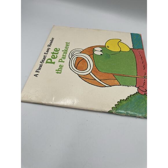 Pete the Parakeet (First-Start Easy Reader) - Paperback - Picture 3 of 6
